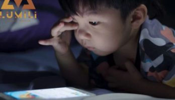 Lợi bất cập hại khi cho trẻ sử dụng các thiết bị điện tử
